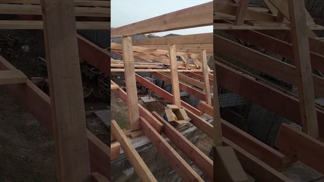 строител уральские крыша места навес без стойку смотреть онлайн