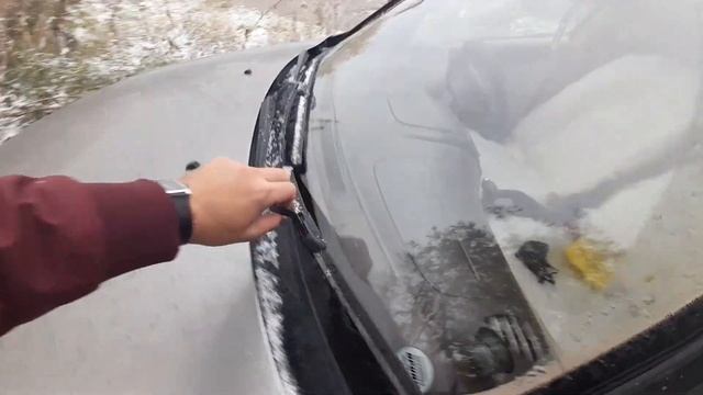 Дворники будут чистить без пропусков и полос, если сделать это... | Лайфхак от дедушки о дворниках смотреть онлайн