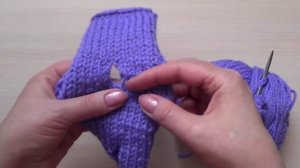 Как вязать модный шарф-хомут спицами