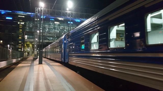 "Сочи в Сочи" ВЛ10 1689 с туристическим поездом Гагра Туапсе отправляется со ст. Адлер смотреть онлайн