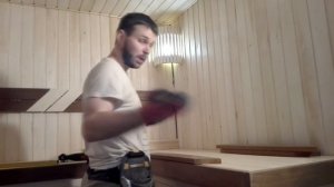 Установка подспинника в парилке