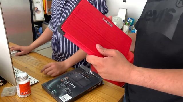UAG Metropolis iPad Pro chính hãng giá rẻ nhất tại www.iCenter.vn смотреть онлайн
