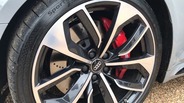 2018 Audi RS 4 Avant - Walkaround смотреть онлайн