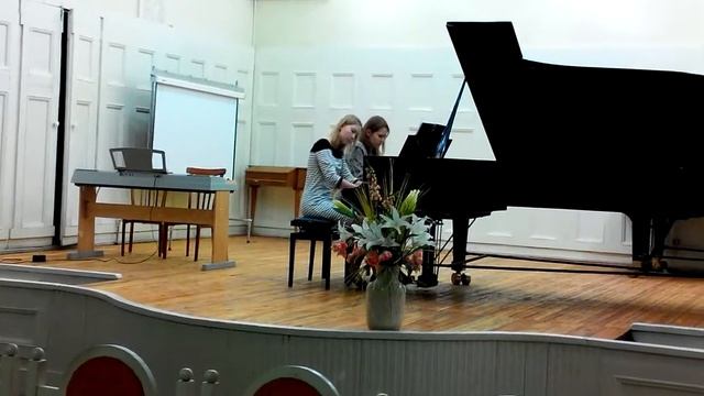 П.Чайковский. Вальс из балета "Спящая красавица" для 4 рук.(переложение С.Рахманинова) смотреть онлайн