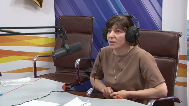 Вы знаете какую воду пьете ? Узнайте в передаче: "10000 Шагов" смотреть онлайн