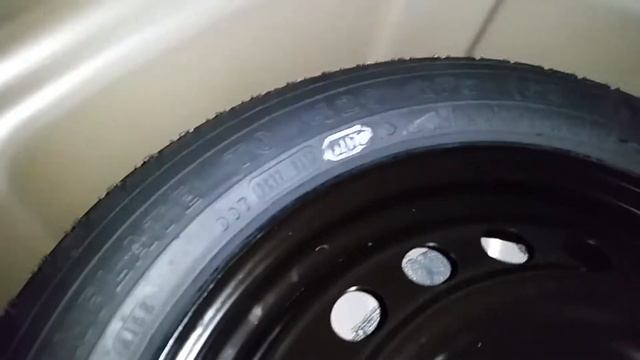 New 2018 Toyota Camry - Spare Tire, Lug Nut Wrench & Jack Location in Trunk смотреть онлайн