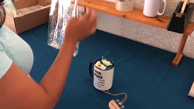 The Best Way to Gift Wrap a Mug to Sell More Coffee Mugs Online and Make More Profit смотреть онлайн