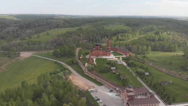 Успенский Свято-Георгиевский мужской монастырь. Святые кустики. смотреть онлайн