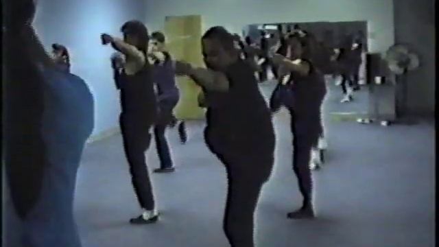 Yin Yang Kung-Fu Form Team смотреть онлайн