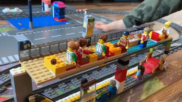 Lego Train Station / Железнодорожная станция Lego смотреть онлайн