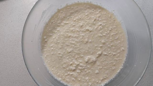 Творожная запеканка с клубникой и бананом)Очень вкусно и полезно. смотреть онлайн