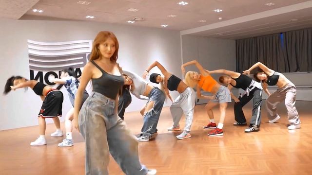 HWASA - 'I LOVE MY BODY' Dance Practice Mirrored