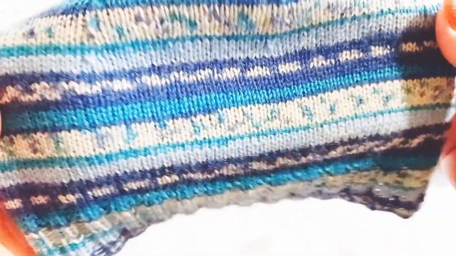 Мужская шапка спицами из пряжи Аlize Superwash COMFORT смотреть онлайн