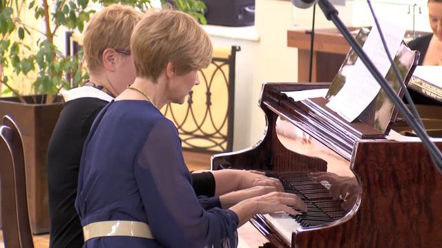 03 Larisa Pinchuk Waltz смотреть онлайн