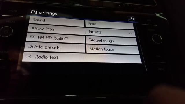 e-Golf Real World adding radio station LOGOS смотреть онлайн