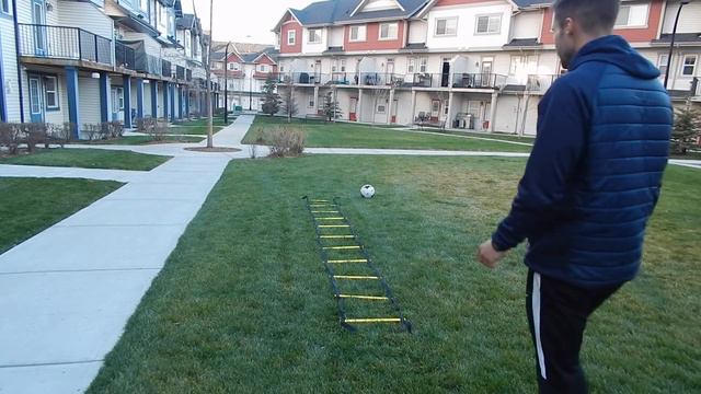 2 Minute Soccer Agility Ladder Drills Routine (Exercises & Workout For Beginners) смотреть онлайн