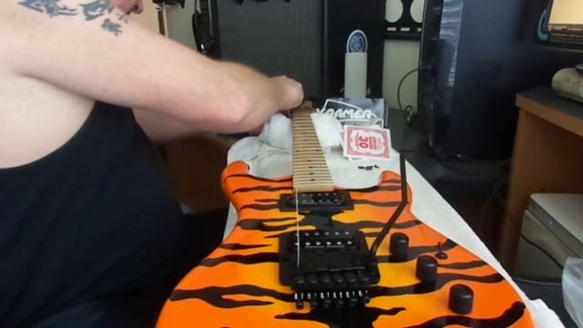 Kramer Pacer Vintage Series Tiger Set Up Floyd Rose New out of box смотреть онлайн
