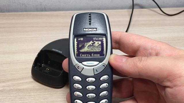 Nokia 3310 mod и настольное зарядное устройство (кредл). смотреть онлайн