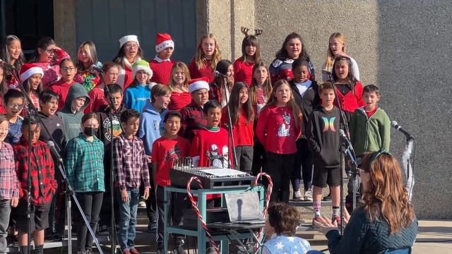 Full concert: Jude Christmas 5th grade: December 29, 2022 смотреть онлайн