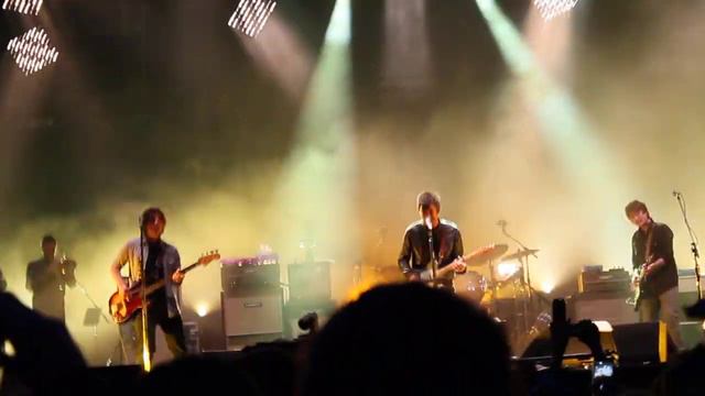 Noel Gallagher's High Flying Birds - In The Hit Of The Moment Live @OUI FM FESTIVAL смотреть онлайн