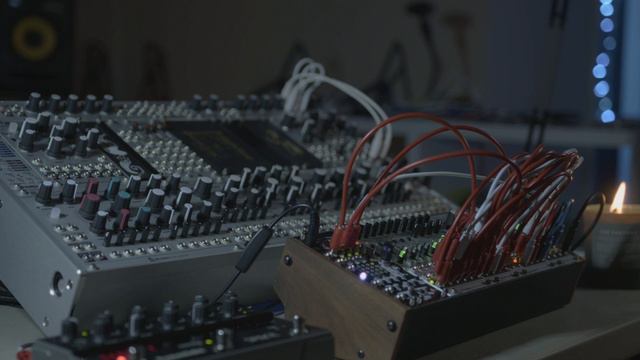 "Fatal Tides" - Moody Ambient Generative Synthesizer - Dark Ambient Music for Watching Stormy Ocean смотреть онлайн