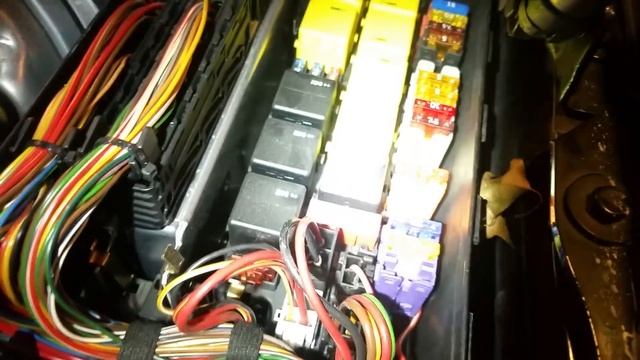 Part 1/2 W220 system unavailable, radio issues, BOSE, MOST ring troubleshooting S500, S430, 2005 смотреть онлайн