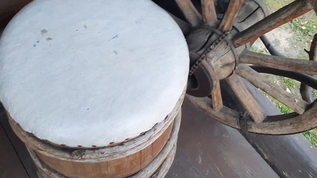 Интересное кафе в старинном русском стиле на трассе Кострома-Киров смотреть онлайн