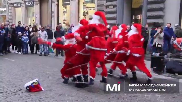 Танцующие Санта Клаусы) смотреть онлайн