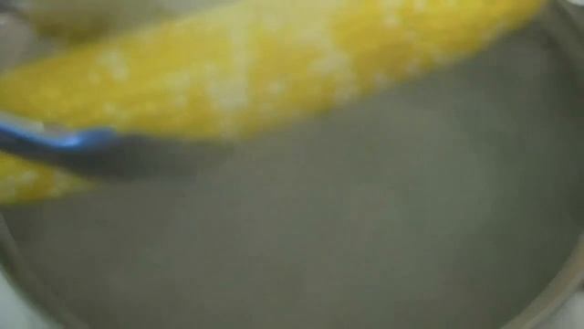 Corn 'Boiled and Buttered' смотреть онлайн