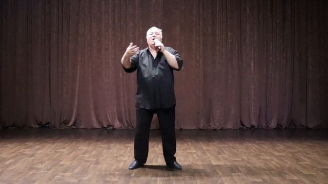 Музыкальная композиция "Русский вальс" муз. А.Пахмутовой, сл. Н.Добронравова поет Вячеслав Леонидов смотреть онлайн