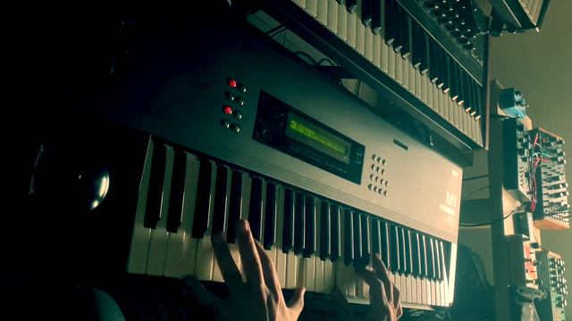 Korg M1 Demo - Favorite Patches смотреть онлайн
