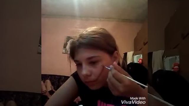 Рисую шрам - рану на лице. смотреть онлайн