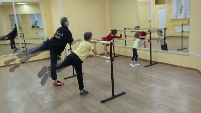 Студия балета и гимнастики Dansella смотреть онлайн