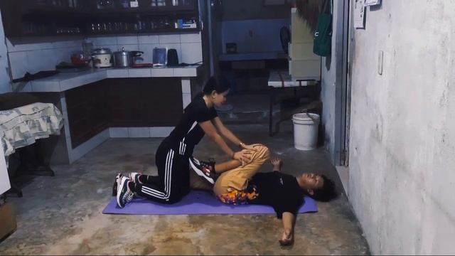 Warm-up and PNF Stretching Exercises ? смотреть онлайн