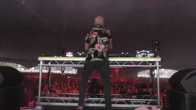 Fatboy Slim - Live At Glastonbury 2016, John Peel Stage (Rear View!)