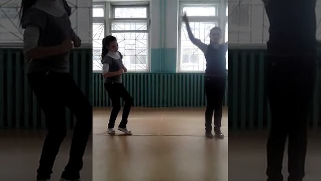 Школьные танцы. смотреть онлайн