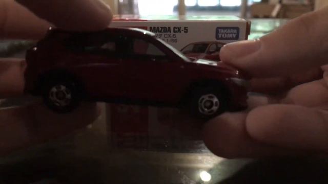 Tomica 24 Mazda CX-5 смотреть онлайн