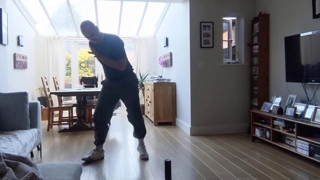 35 min Capoeira Angola Move & Stretch tutorial class solo training смотреть онлайн