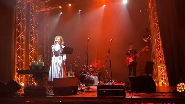 Anna Bobina - Dreams (cover The Cranberries) смотреть онлайн