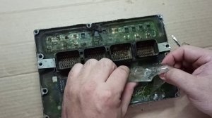 Блок управления двигателем (ЭБУ) Додж Стратус 2  Зотото найдено!)