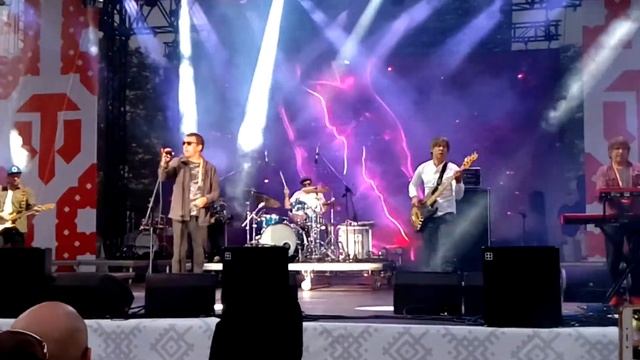 Танцы минус-Там за белой рекой .День танкиста в Минске 2018 год. смотреть онлайн