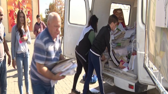 В Можайском районе прошла акция по сбору макулатуры смотреть онлайн