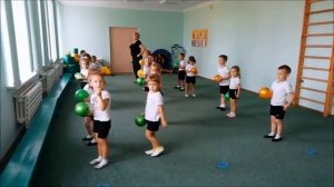 Физкультурное занятие в средней группе "Мой веселый звонкий мяч"