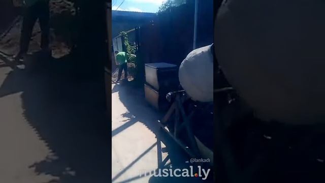 Учитесь у профессионалов _ как нужно класть бетон смотреть онлайн