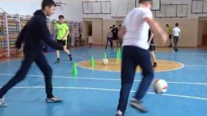 #Футбол  ⚽Упражнения с мячом в парах.