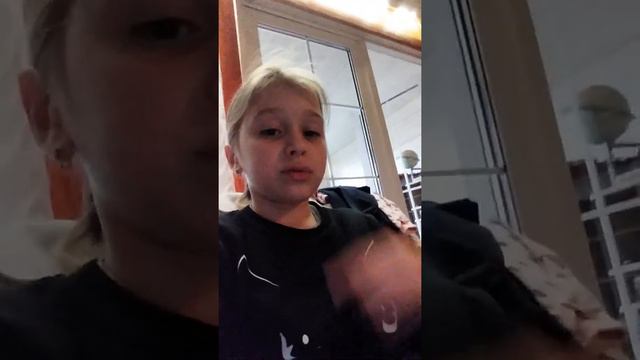 Провела 24 часа на диване! смотреть онлайн
