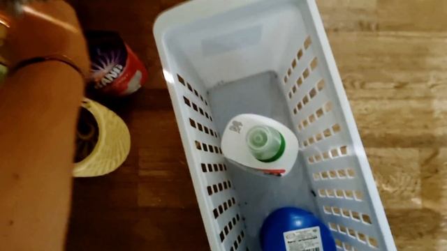 Убираю грязь и жир в квартире смотреть онлайн