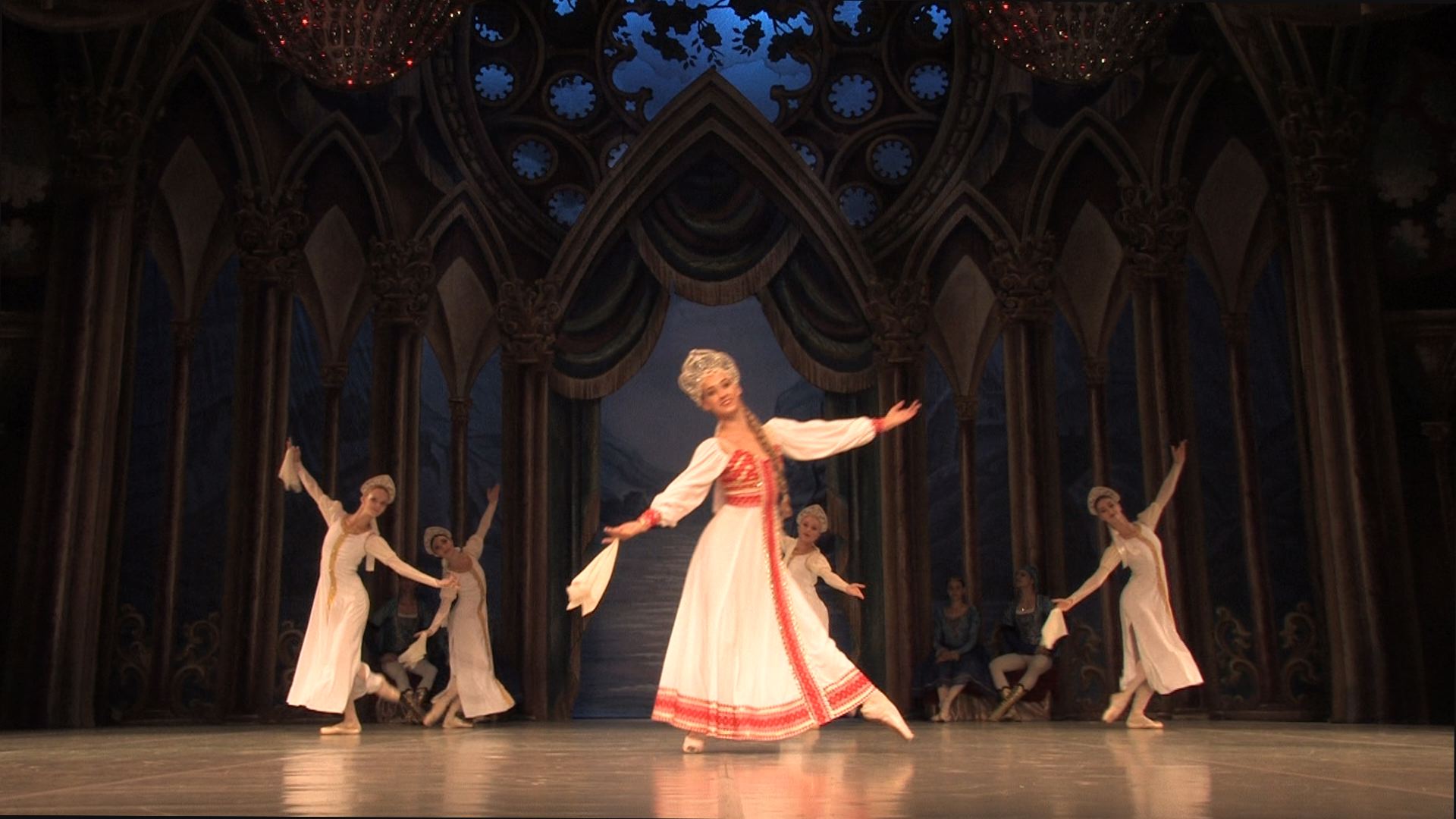 Лебединое озеро. русский танец. Лебединое озеро.Фрагмент. Летние Балетные Сезоны в РАМТе. смотреть онлайн