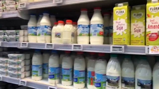 Auchan/Ашан/ Франция/ играем в боулинг/рыбацкие лодки Ван Гог/ смотреть онлайн