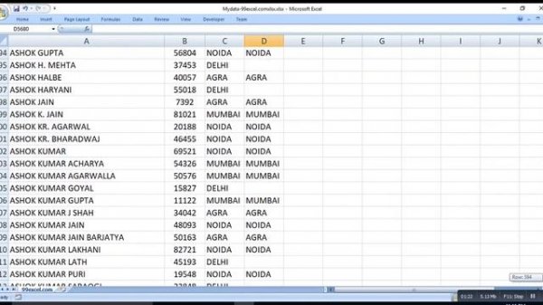 Insert a blank row in excel automatically between data based on cell value